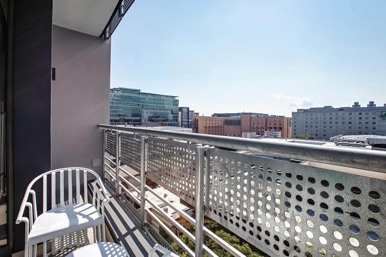 The Median Serviced Apartment Collection Johannesburg Exterior photo
