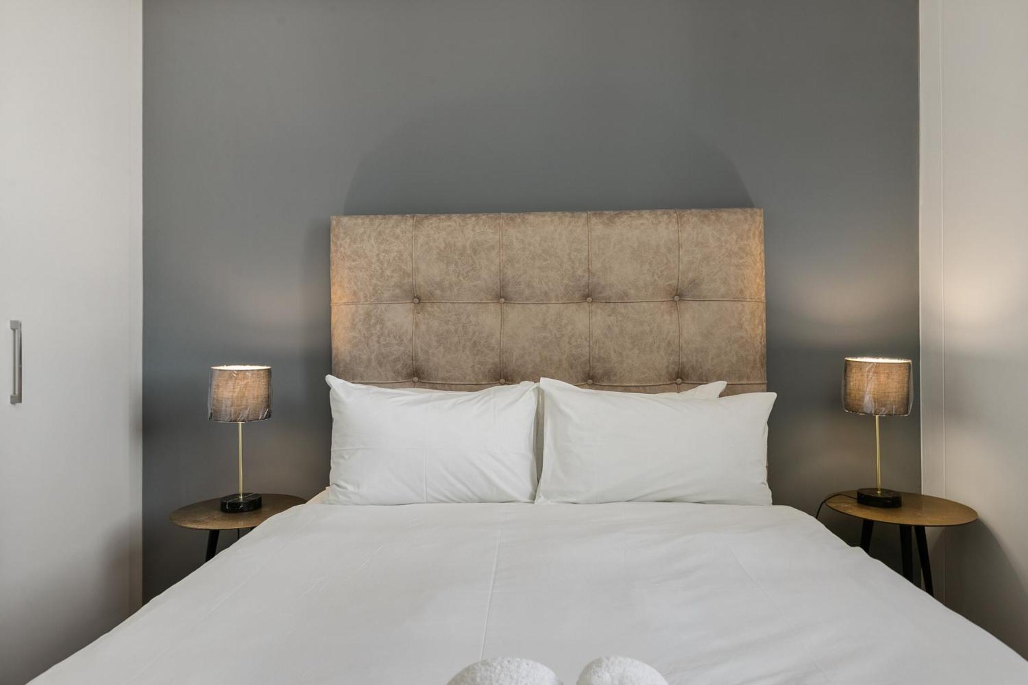 The Median Serviced Apartment Collection Johannesburg Exterior photo